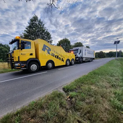 Holowanie RADEK Radosław Woźnicki